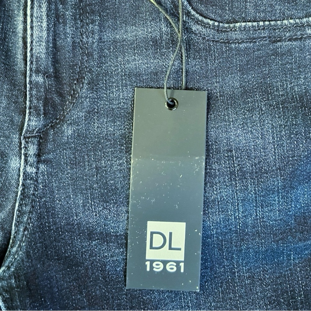 NWT DL1961 Mara Instasculpt Straight Jeans Yuma Dark Wash Size 24 - Picture 4 of 15